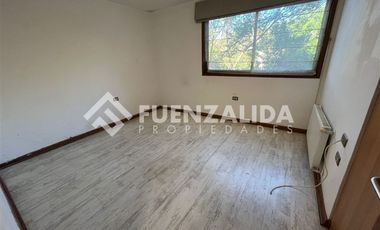 Casa en Arriendo en Martín de Salvatierra 765