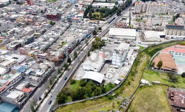 En venta propiedad comercial. Sector San Bartolo. Sur de Quito