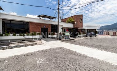 En venta propiedad comercial. Sector San Bartolo. Sur de Quito