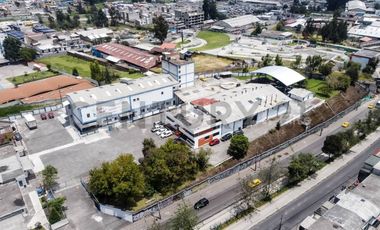 En venta propiedad comercial. Sector San Bartolo. Sur de Quito