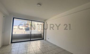 Venta Departamento Remodelado en Edificio Recife, Salinas VerV