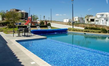 CASA CON ROOF GARDEN EN COTO DUBLIN CAPITAL SUR