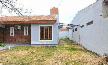 Venta propiedad con 2 casas juntas de 1 dor c/u