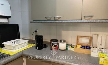 Excelente oficina en arriendo en Luis Pasteur con Vitacura