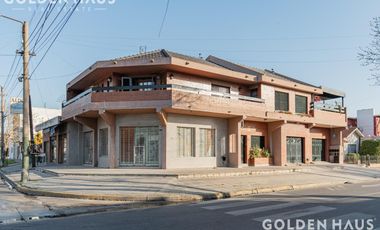 Casa tipo PH en Venta o en Block - 3 locales - Lote Propio