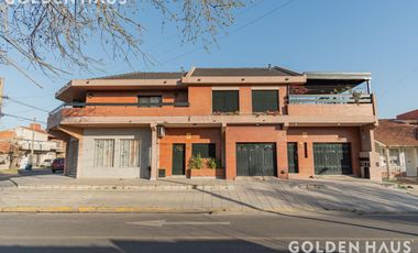 Casa tipo PH en Venta o en Block - 3 locales - Lote Propio