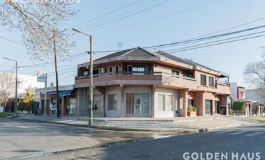 Casa tipo PH en Venta o en Block - 3 locales - Lote Propio