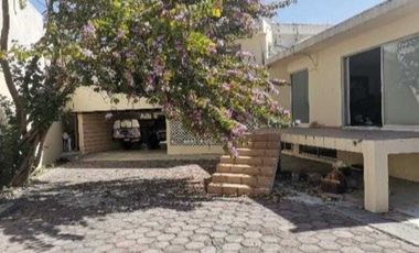 CASA EN VENTA EN CONTRY PRIMER SECTOR