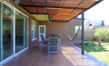 Venta casa 3 dorm Bª Confluencia Rural