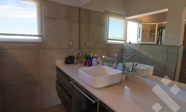 Venta casa 3 dorm Bª Confluencia Rural