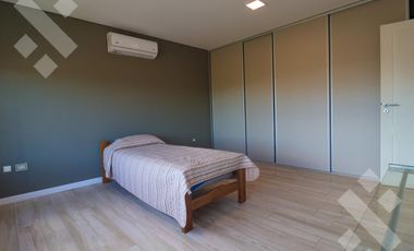 Venta casa 3 dorm Bª Confluencia Rural