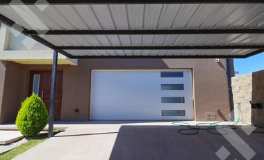 Venta casa 3 dorm Bª Confluencia Rural