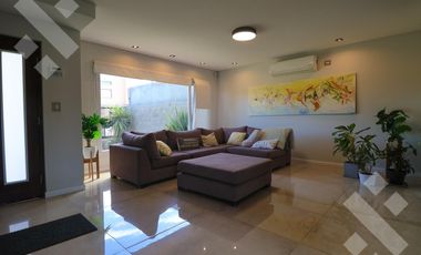 Venta casa 3 dorm Bª Confluencia Rural
