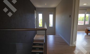 Venta casa 3 dorm Bª Confluencia Rural
