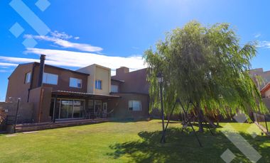 Venta casa 3 dorm Bª Confluencia Rural