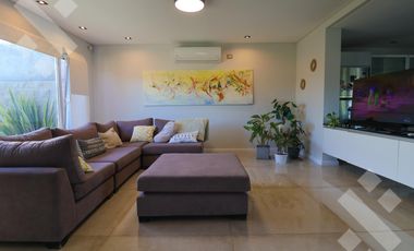 Venta casa 3 dorm Bª Confluencia Rural