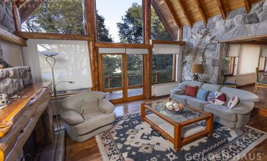 Venta Excelente Casa en Villa Campanario