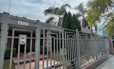 Casa en Alquiler - Cerro de las Rosas - Zona Norte