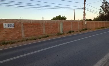 Venta parcela 5.350m2 con 2 casas construidas en Isla de Maipo