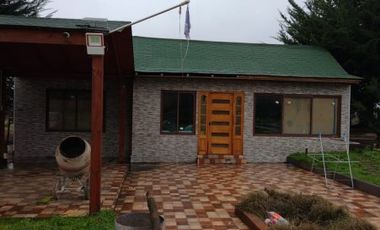 Venta parcela 5.350m2 con 2 casas construidas en Isla de Maipo