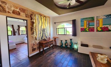 Villa en venta en privada con amenidades en Motul