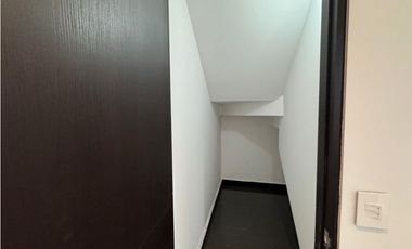 Arriendo casa de dos niveles en la milla de oro de cajica