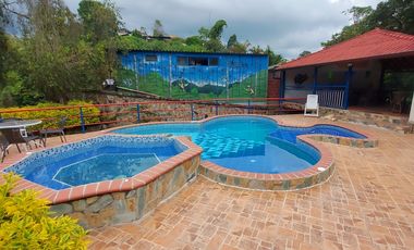 CASA HOTEL EN VENTA - SALENTO