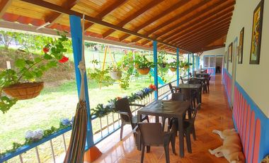 CASA HOTEL EN VENTA - SALENTO