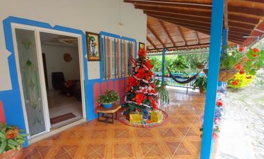 CASA HOTEL EN VENTA - SALENTO