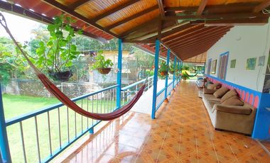 CASA HOTEL EN VENTA - SALENTO