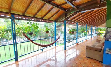 CASA HOTEL EN VENTA - SALENTO