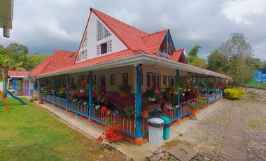 CASA HOTEL EN VENTA - SALENTO