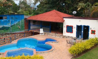 CASA HOTEL EN VENTA - SALENTO