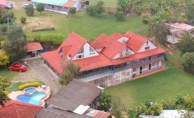 CASA HOTEL EN VENTA - SALENTO