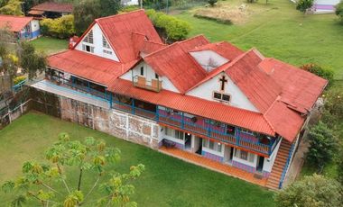 CASA HOTEL EN VENTA - SALENTO