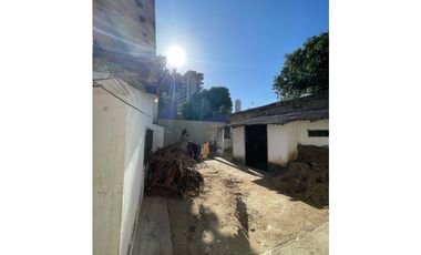 VENTA DE CASA LOTE (PARQUE DE LA ELECTRIFICADORA) RIOMAR - BAQ