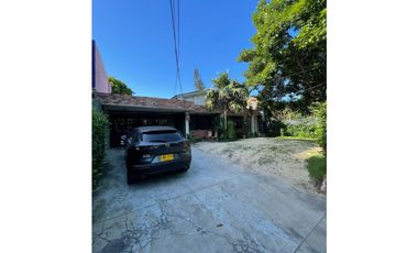 VENTA DE CASA LOTE (PARQUE DE LA ELECTRIFICADORA) RIOMAR - BAQ