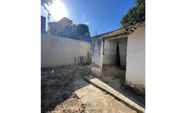 VENTA DE CASA LOTE (PARQUE DE LA ELECTRIFICADORA) RIOMAR - BAQ
