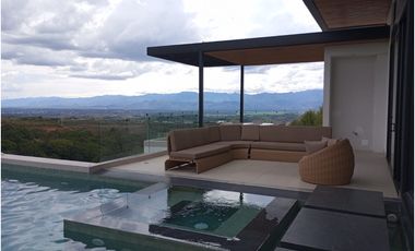 VENDO CASA CAMPESTRE EN CERRITOS