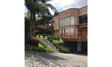 CASA EN VENTA SECTOR EL ESCOBERO - ENVIGADO