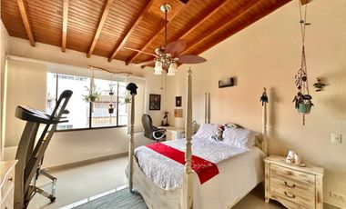 VENTA PENTHOUSE DÚPLEX EN LAURELES