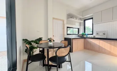 Cozy tropical Charisma Ville