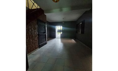 La inversión de Las Heras, casa + local comercial zona UNNE