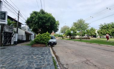 La inversión de Las Heras, casa + local comercial zona UNNE