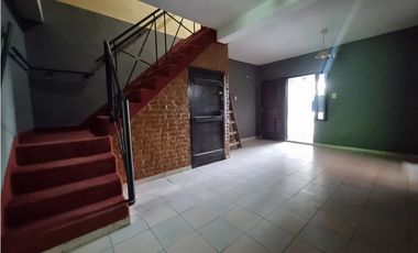 La inversión de Las Heras, casa + local comercial zona UNNE