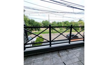 La inversión de Las Heras, casa + local comercial zona UNNE