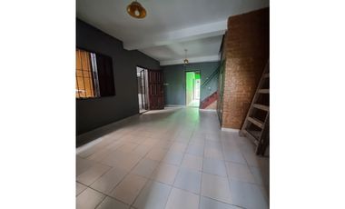 La inversión de Las Heras, casa + local comercial zona UNNE