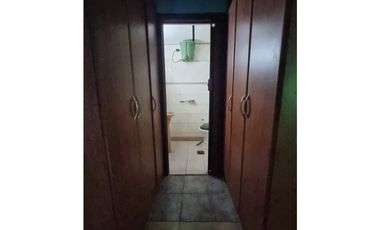 La inversión de Las Heras, casa + local comercial zona UNNE