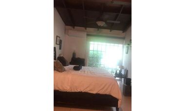 SE ALQUILA CASA EN LLANOS DE CURUNDU