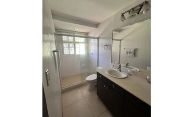 SE ALQUILA CASA EN LLANOS DE CURUNDU